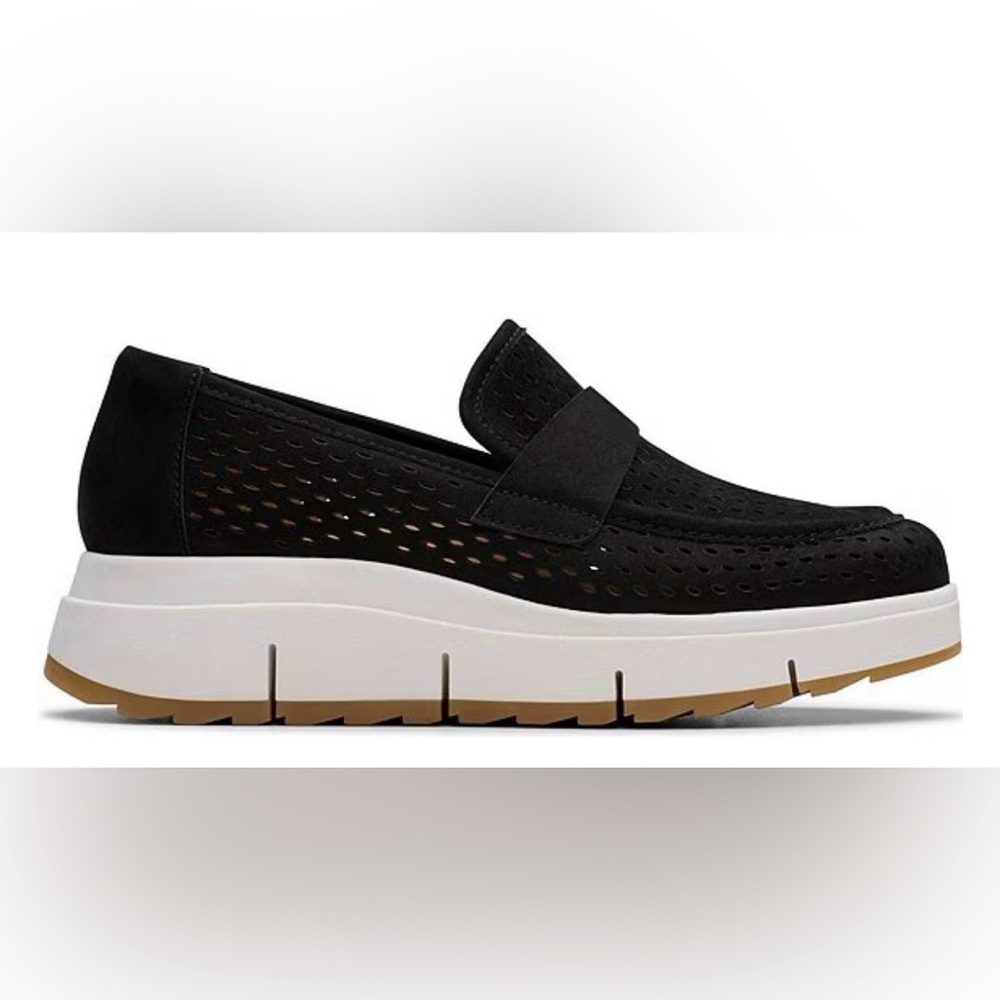 Clarks Loriini Edge Black Nubuck Suede Perforated Platform Loafers NIB Sz 10 - Picture 2 of 11